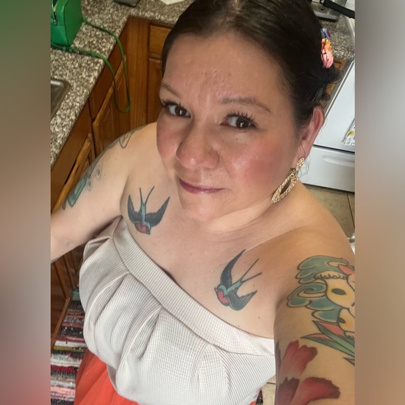 Meet your Posher, Jessica - Picture 4 of 8